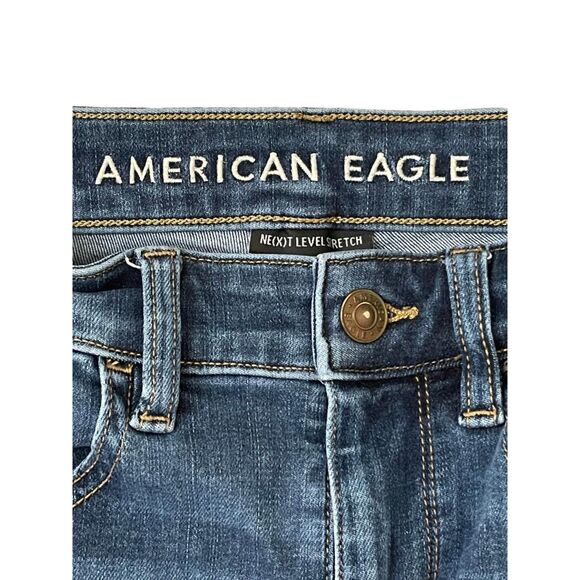 AMERICAN EAGLE Super High Rise Jegging, Size 4 - Picture 3 of 6
